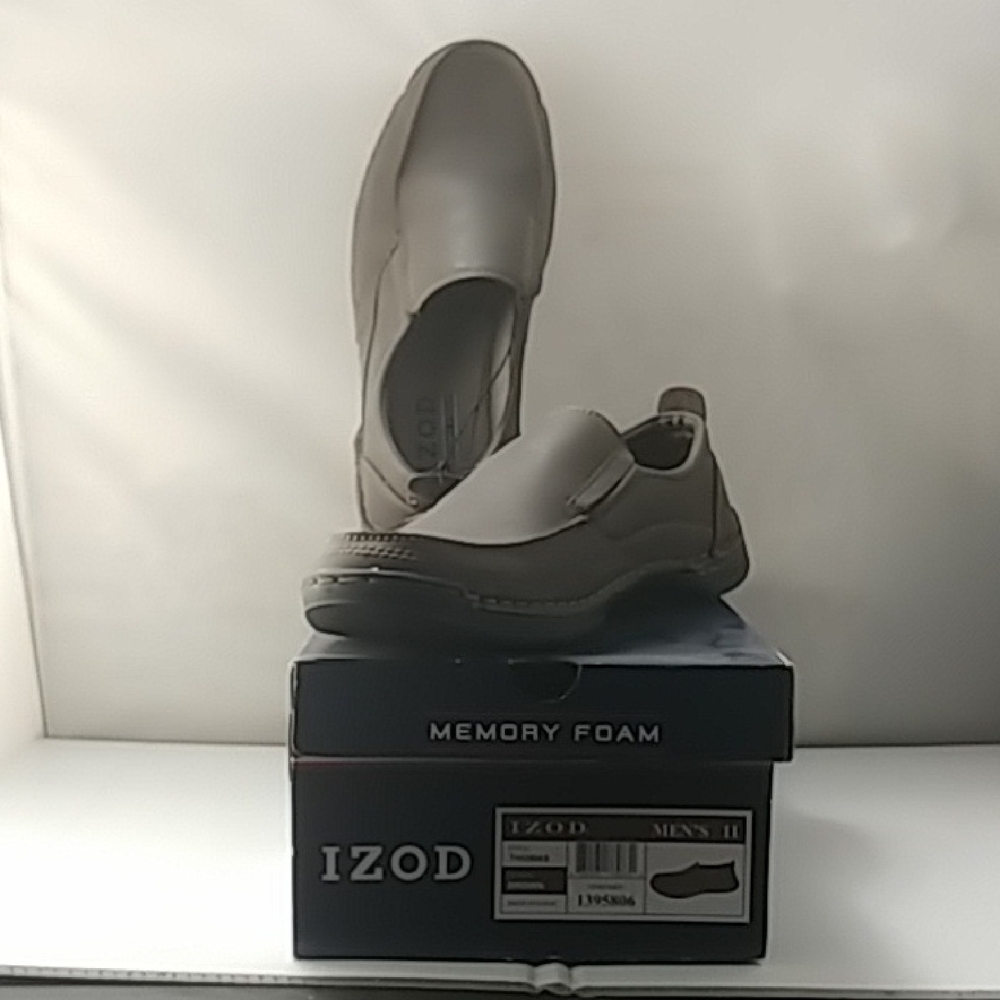 Izod Thomas With Memory Foam